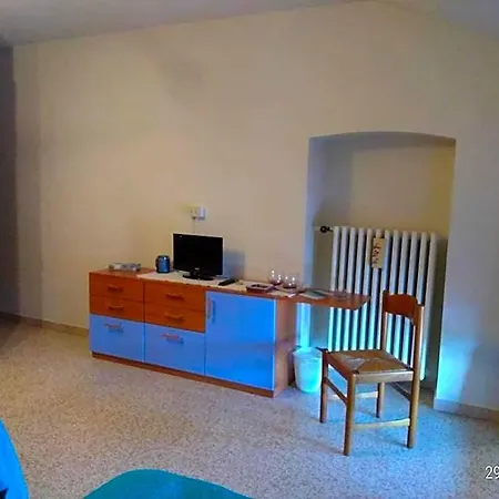 Bed & Breakfast Beb Infamiglia Cascinette